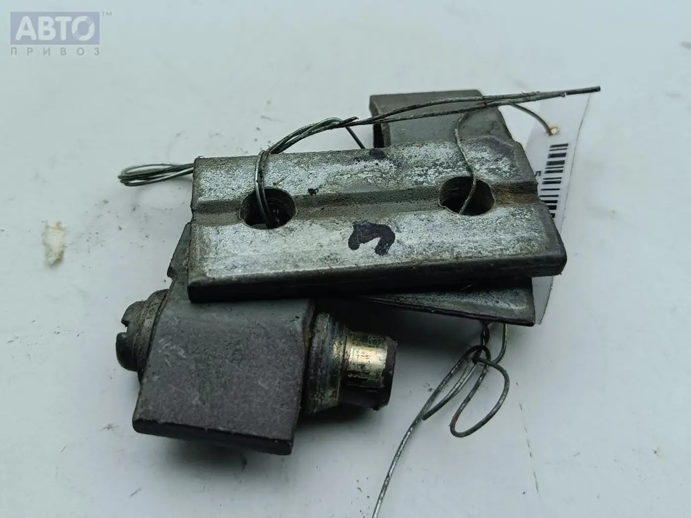 Петли к BMW 5 series 2002