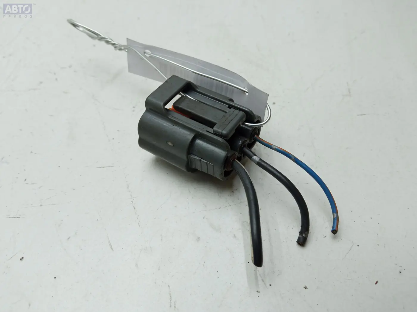 Разъем AUX / USB к Mitsubishi Carisma 1998