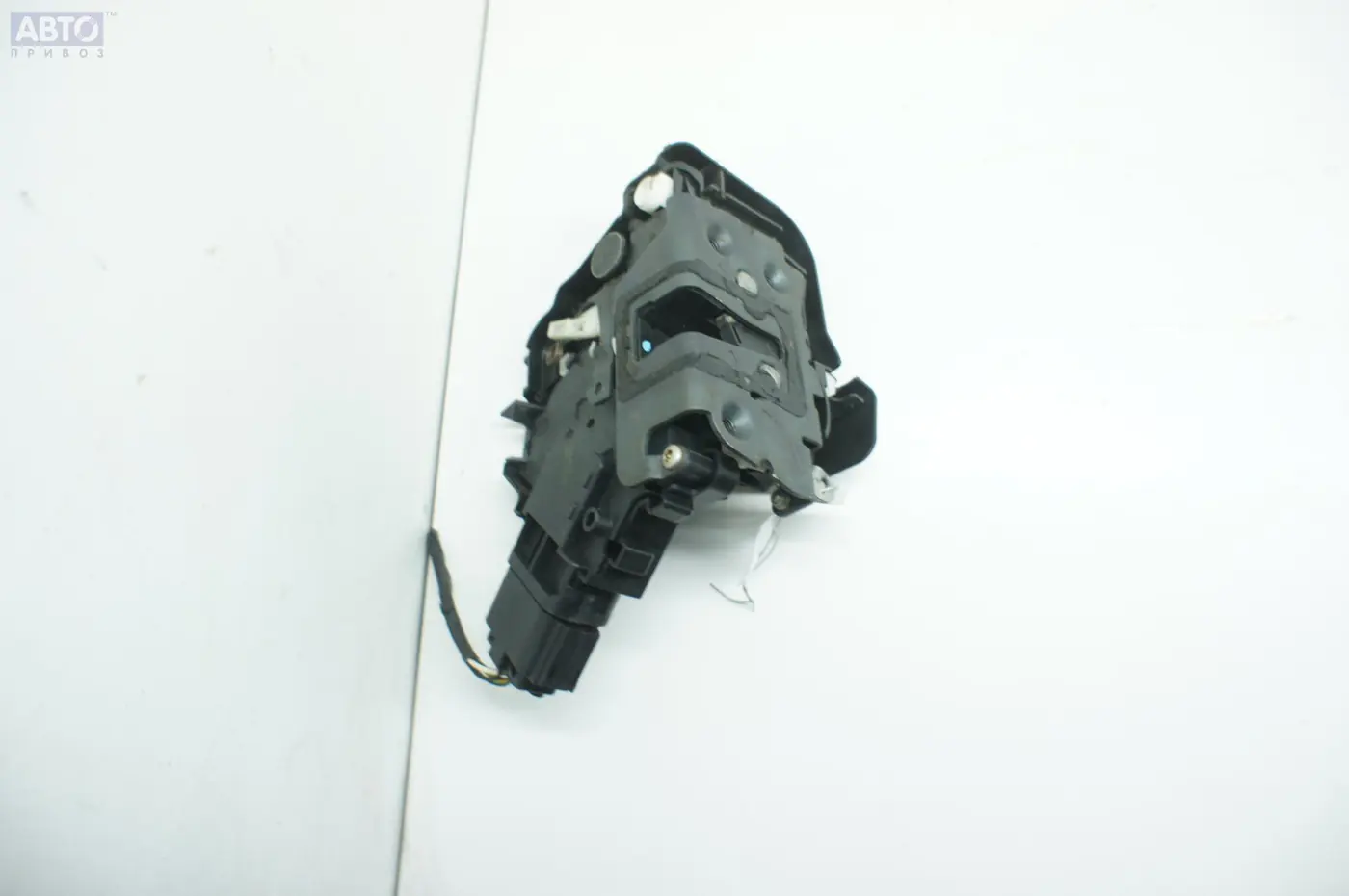 Замок двери к Ford C-MAX 2005