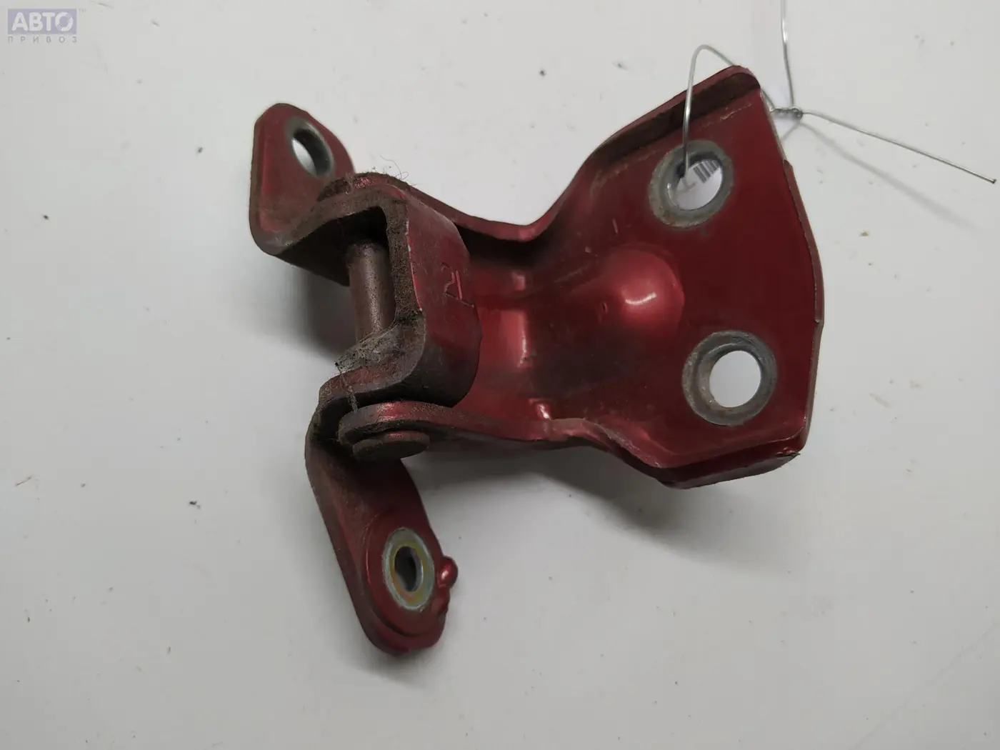 Петли к Mazda 323 1997