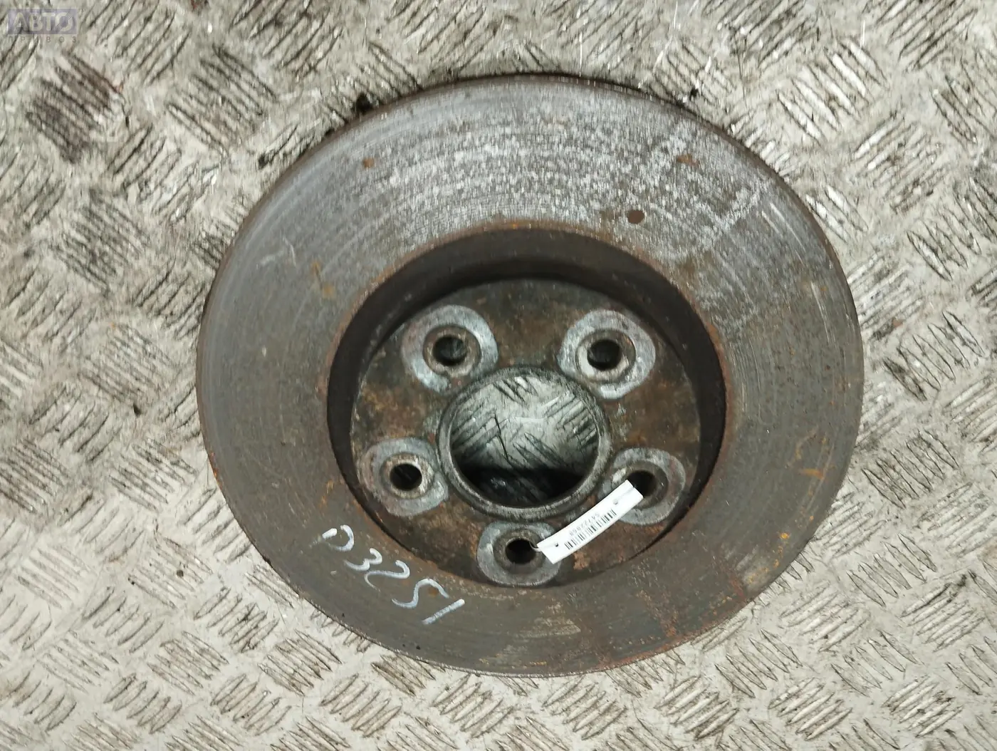 Диск тормозной передний к Ford C-MAX 2005