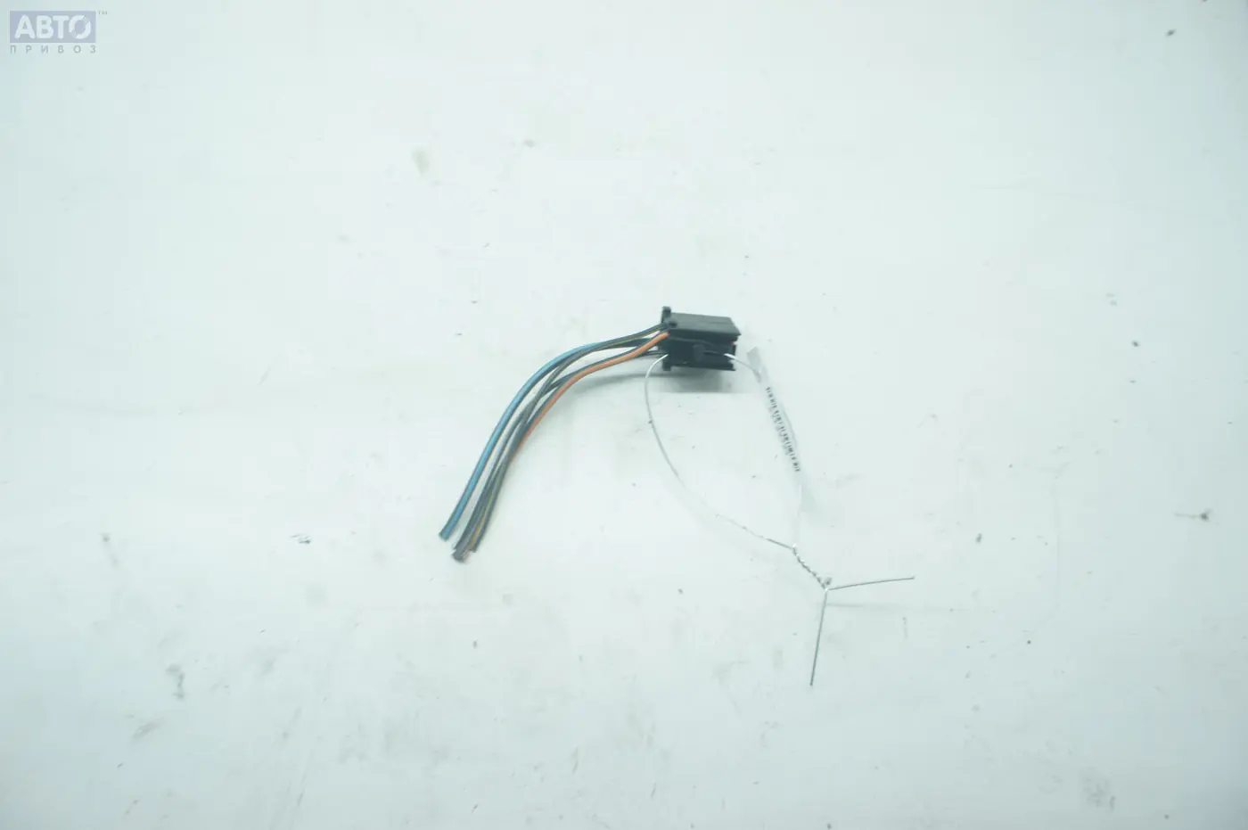 Разъем AUX / USB к Ford Focus 1999