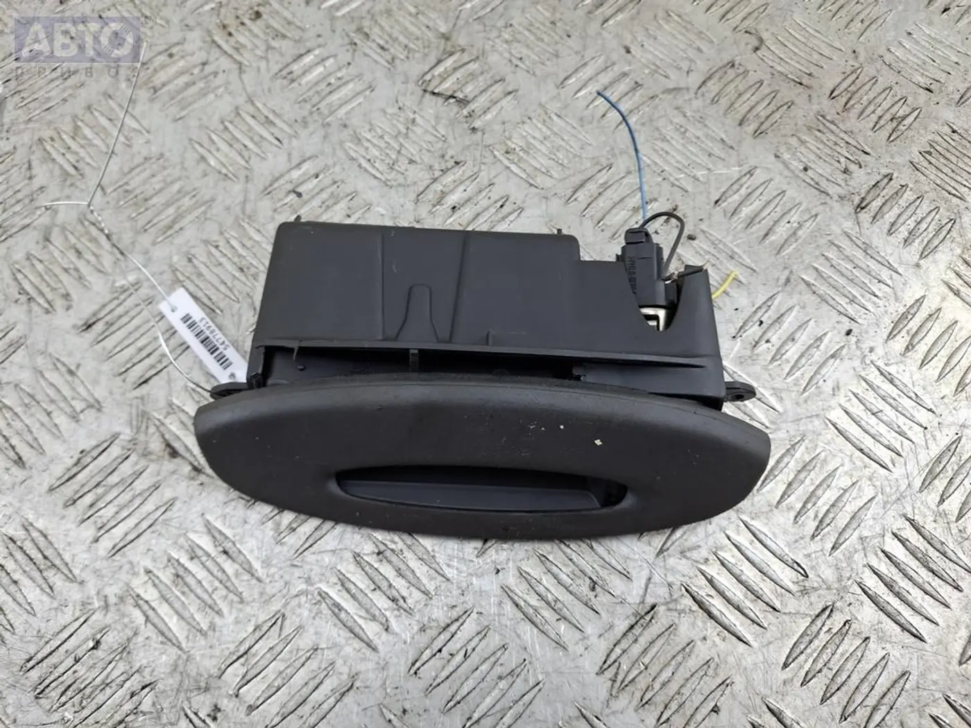 Пепельница к Renault Scenic 2001