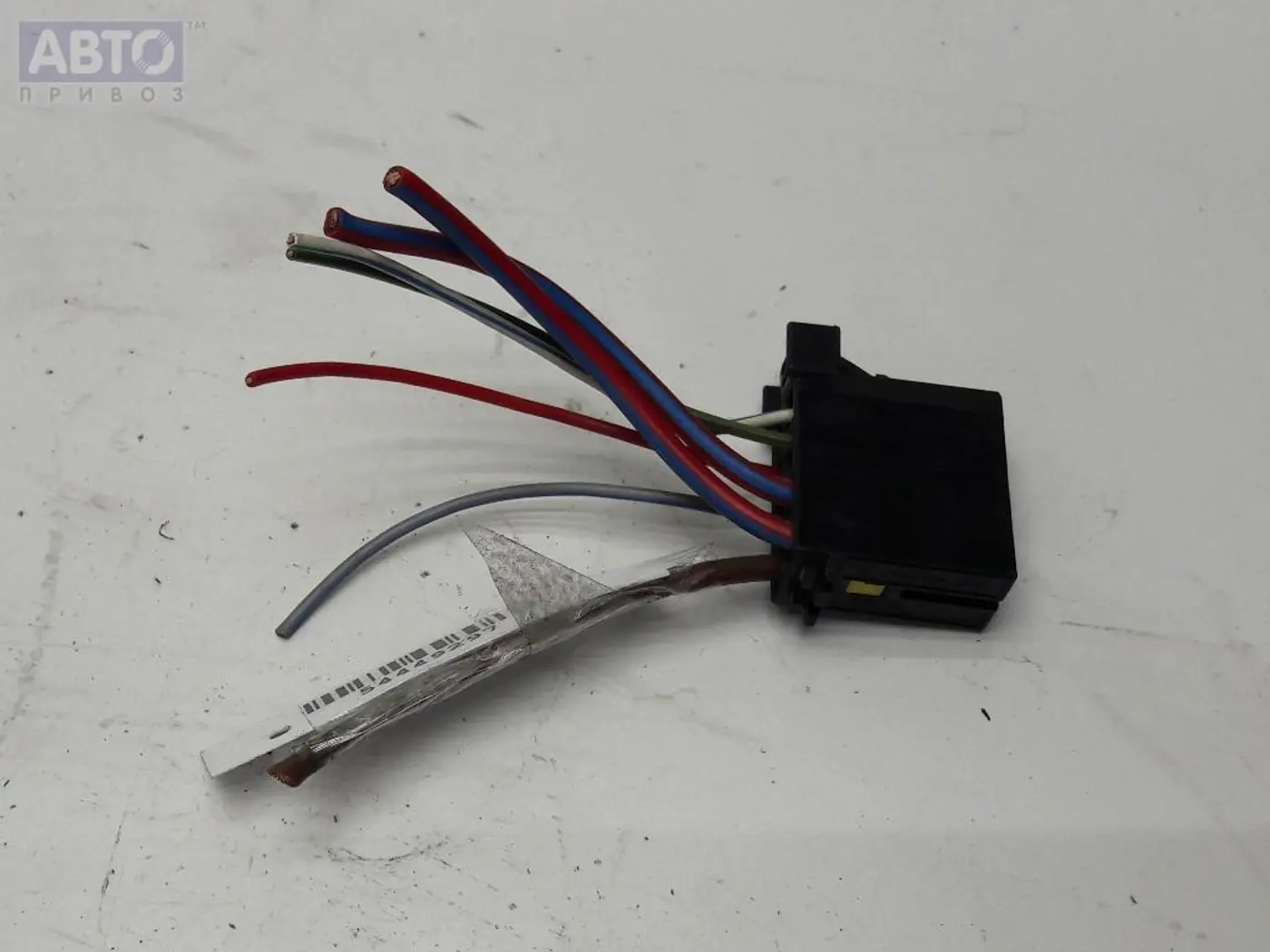 Разъем AUX / USB к Volkswagen Passat 2004