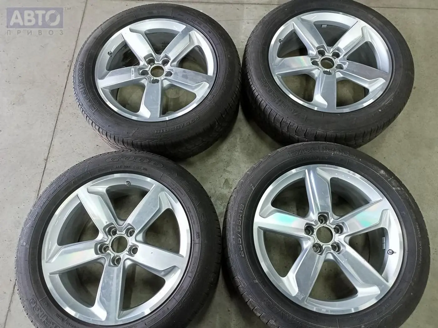 R19 Audi 66.5 ET39 DIA66.5 к Audi