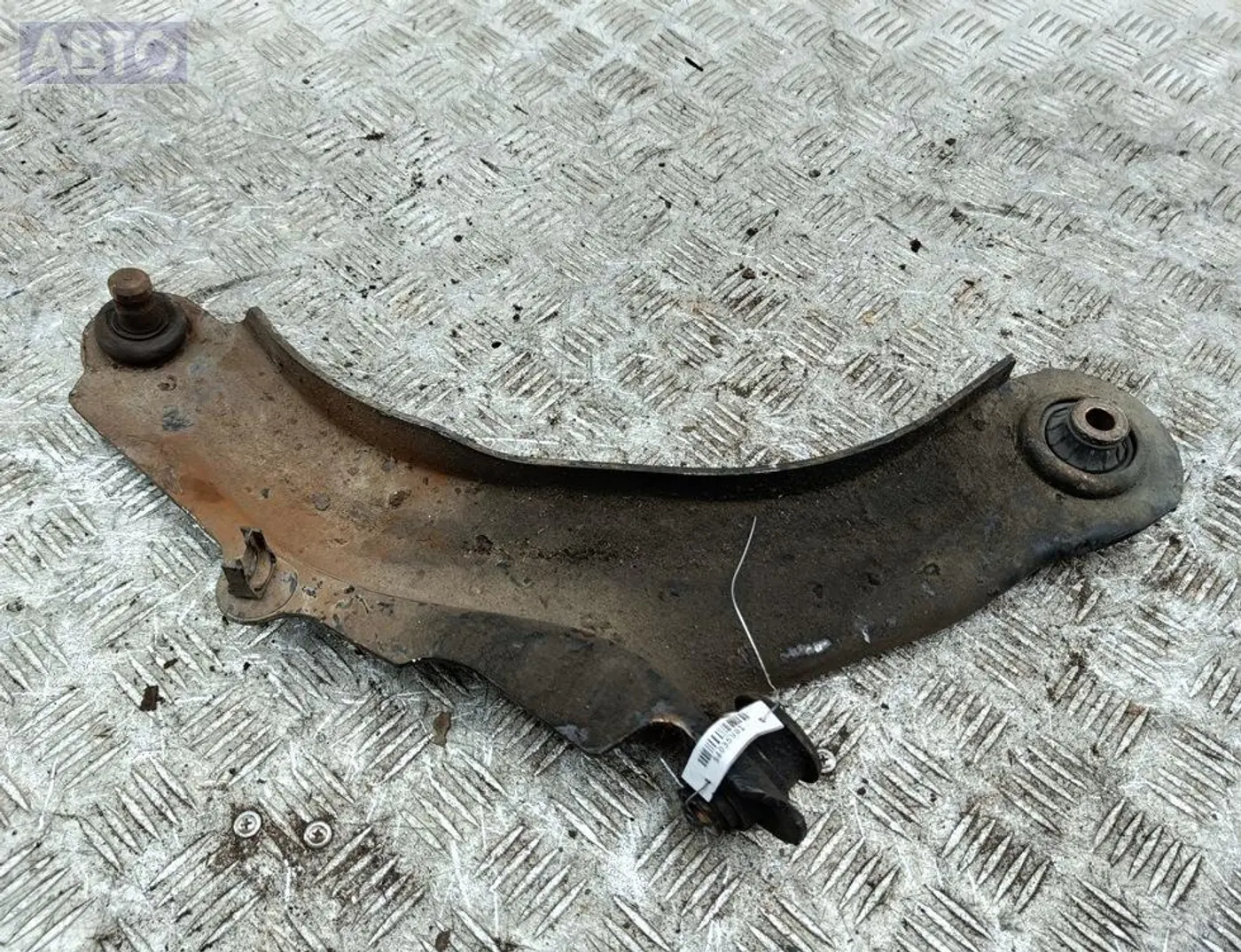 Рычаг задний к Renault Scenic 2005