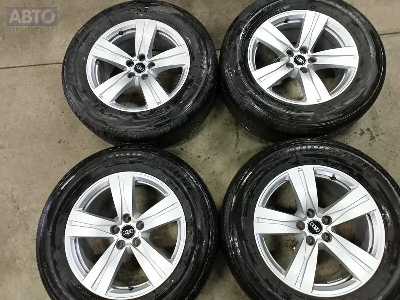 R18 Audi 66.5 ET25 DIA66.5 к Audi