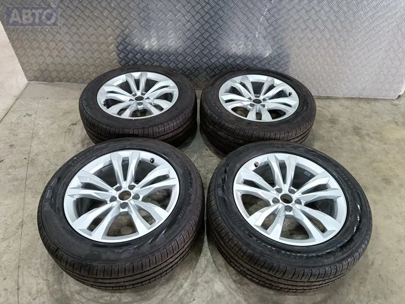 R19 Audi 66.5 ET23 DIA66.5 к Audi