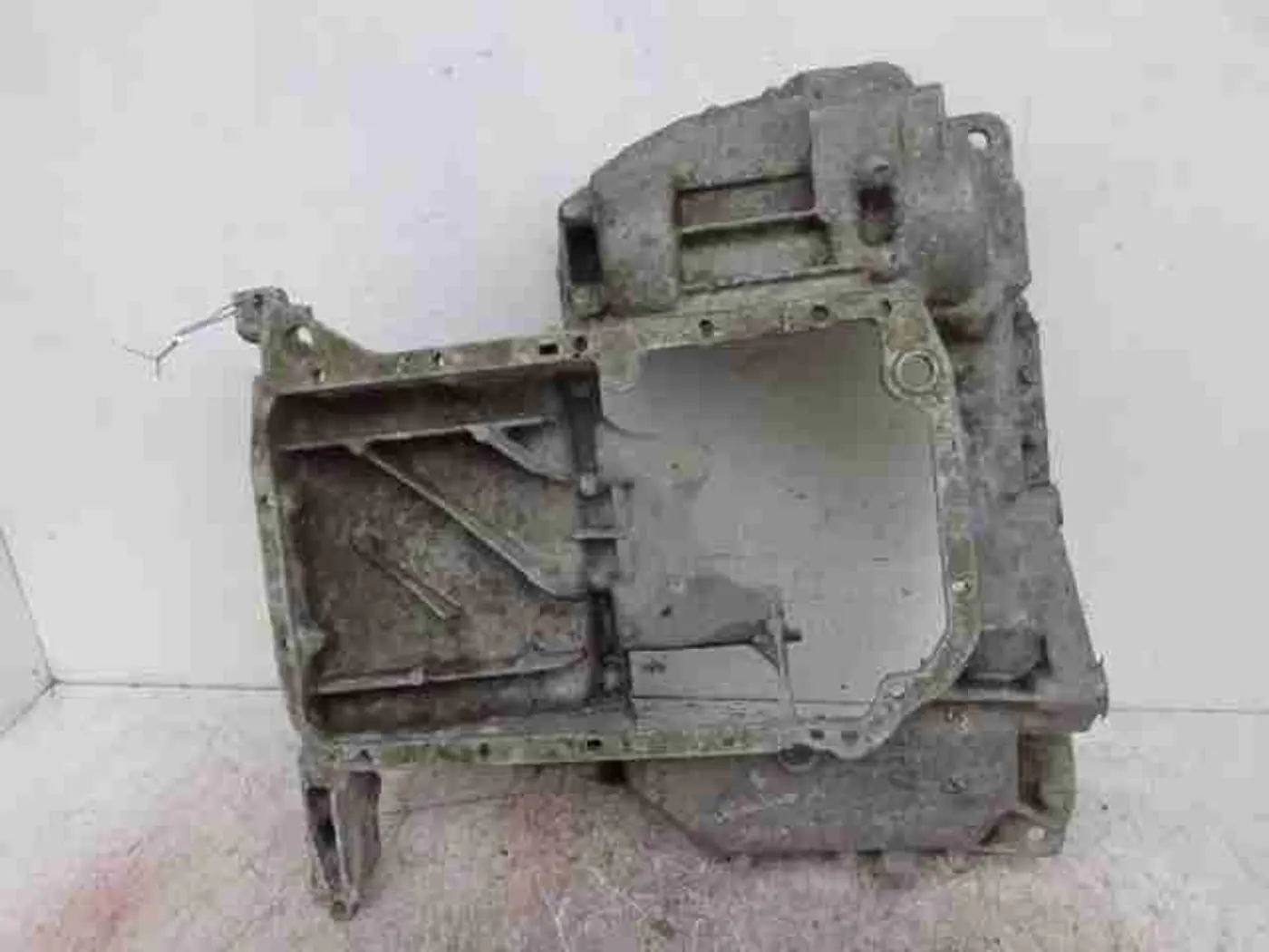 Поддон к Audi A6 2005