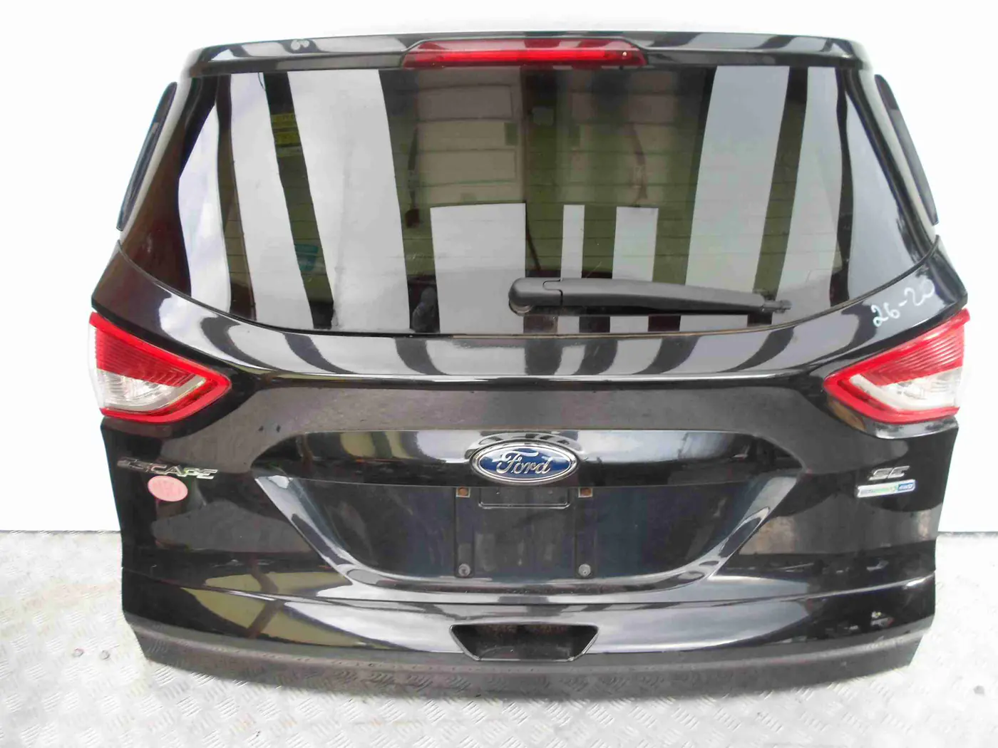 Крышка багажника к Ford Escape 2013