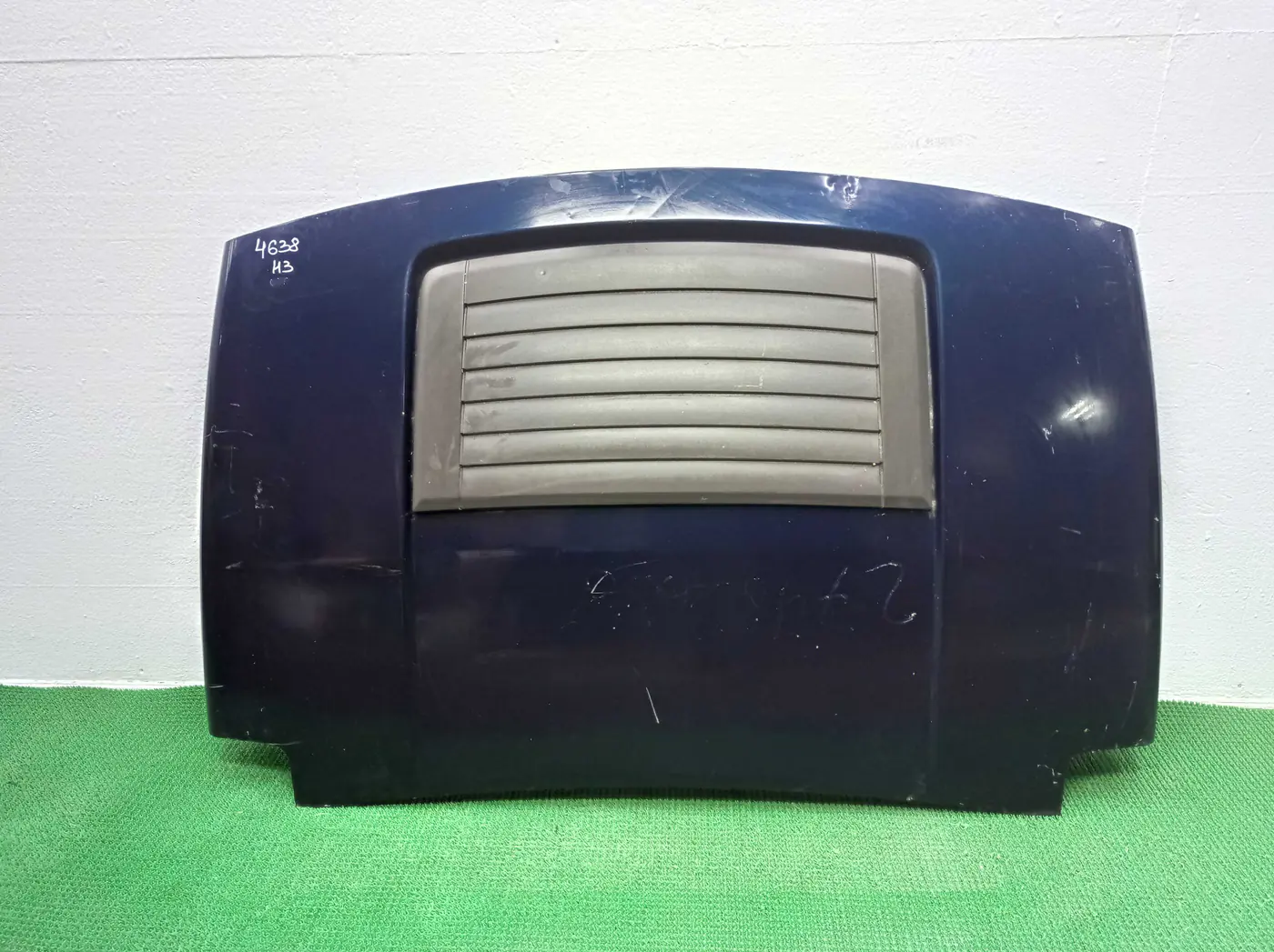 Капот к Hummer H3 2008