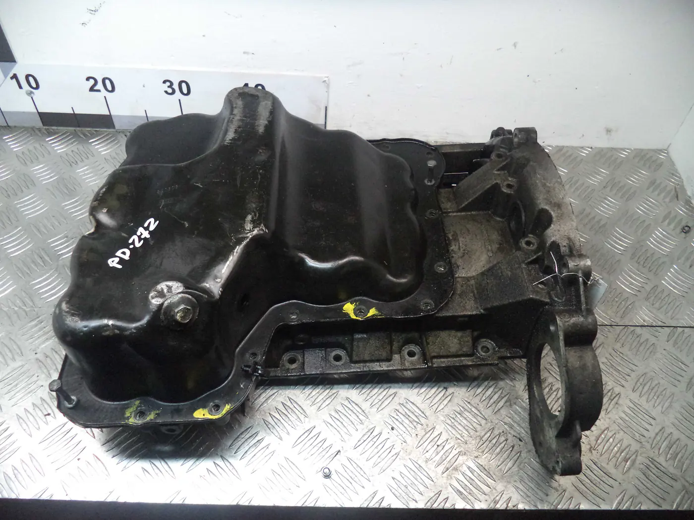 Поддон к Jaguar S-Type 2005