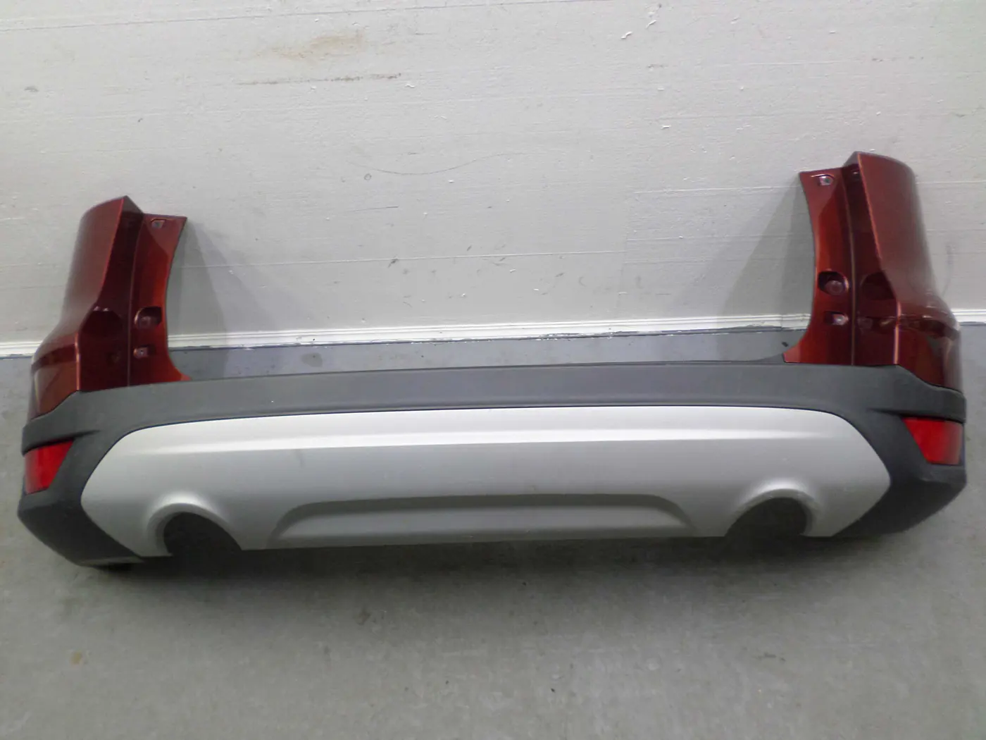 Бампер задний к Ford Escape 2014