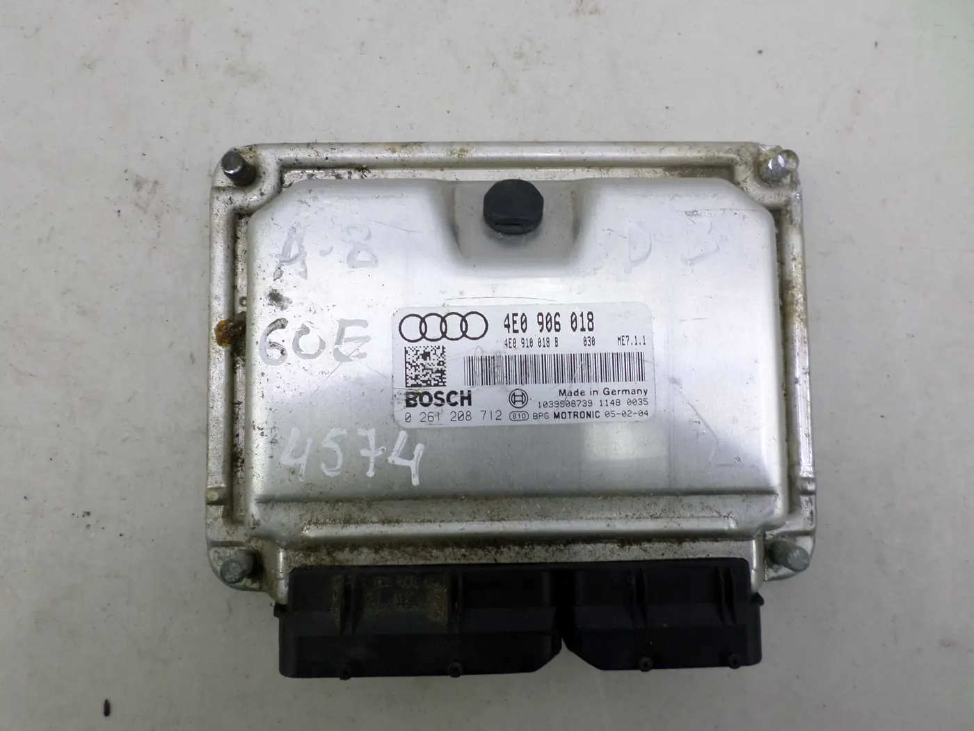 Блок управления двигателем к Audi A8 2005