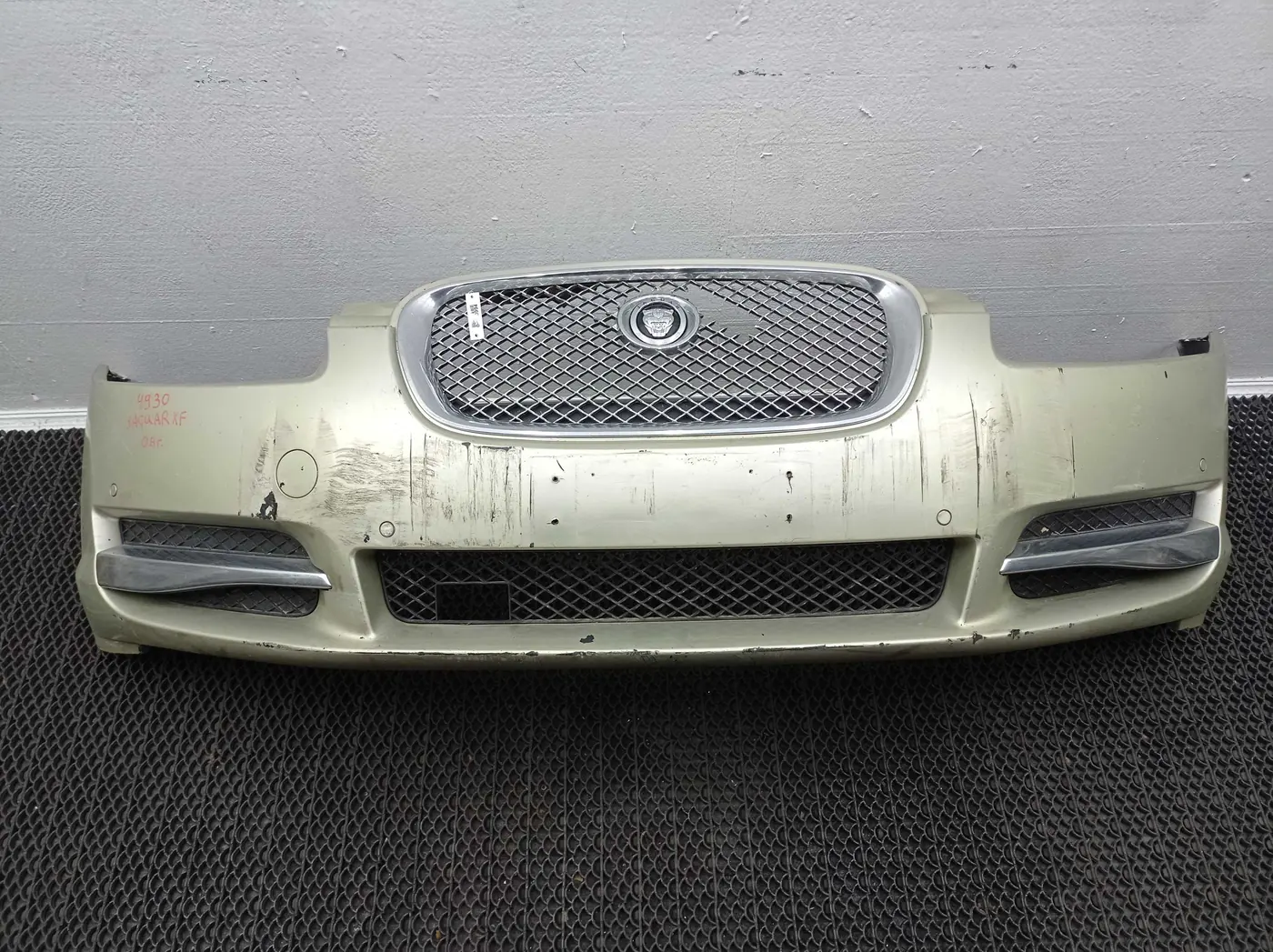 Бампер передний к Jaguar XF 2009