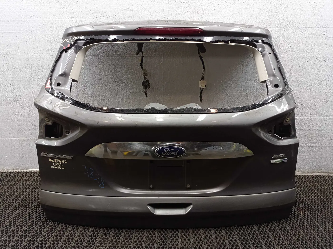 Крышка багажника к Ford Escape 2013