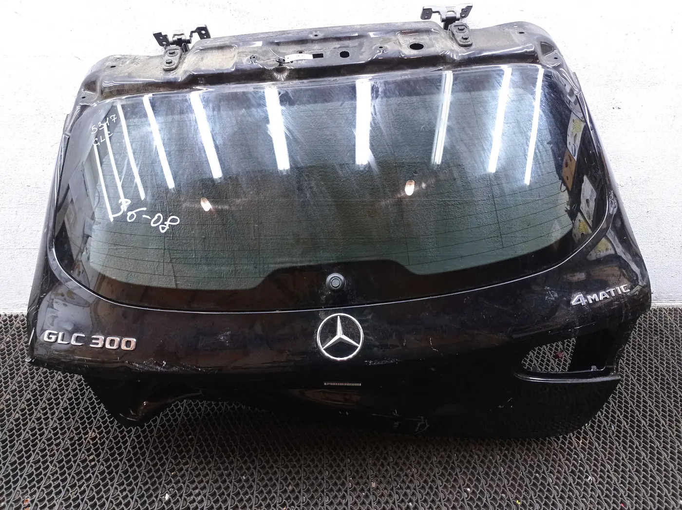 Стекло заднее к Mercedes-Benz GLC 2020