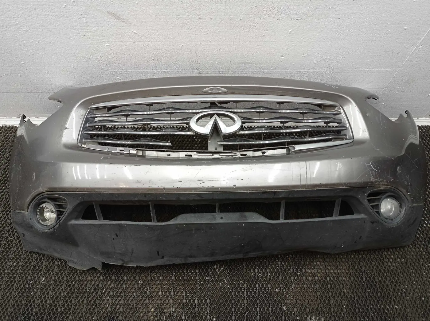 Бампер передний к Infiniti FX 2010