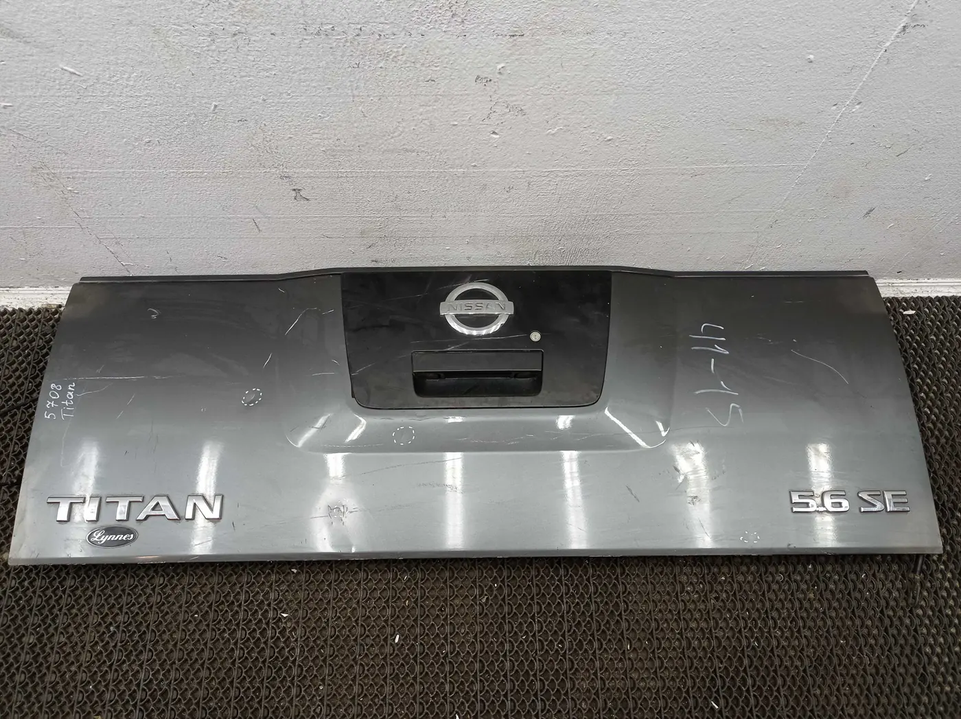 Борт откидной к Nissan Titan 2004