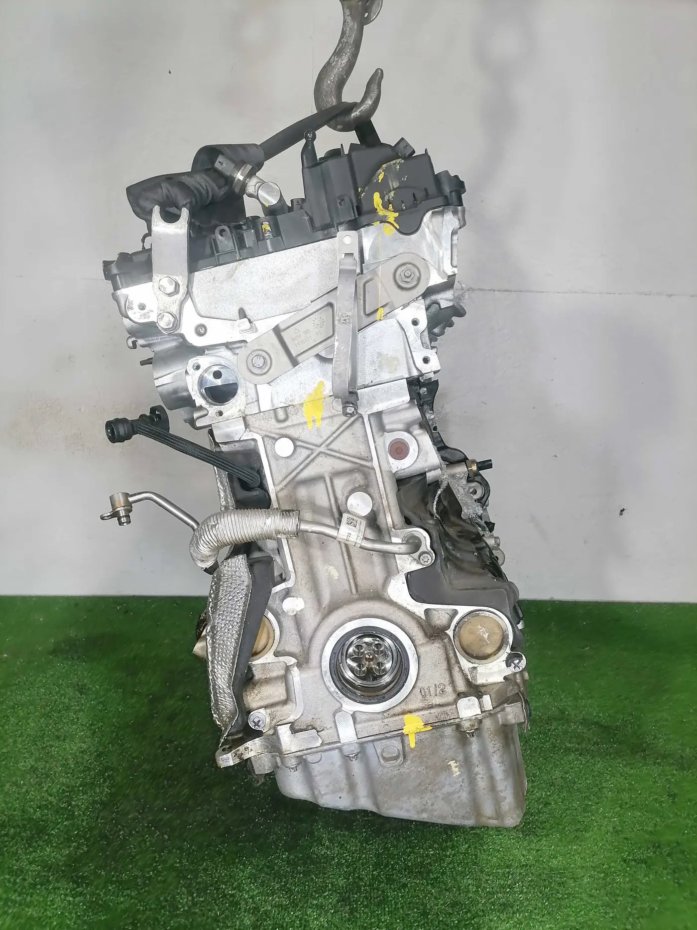 Двигатель к BMW  2020