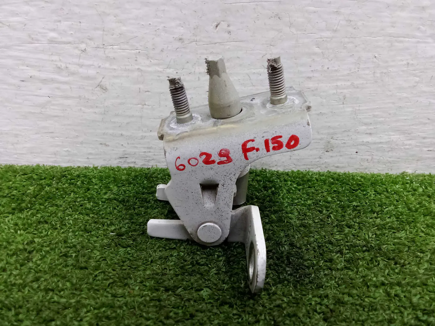 Петля двери к Ford F-150 2014