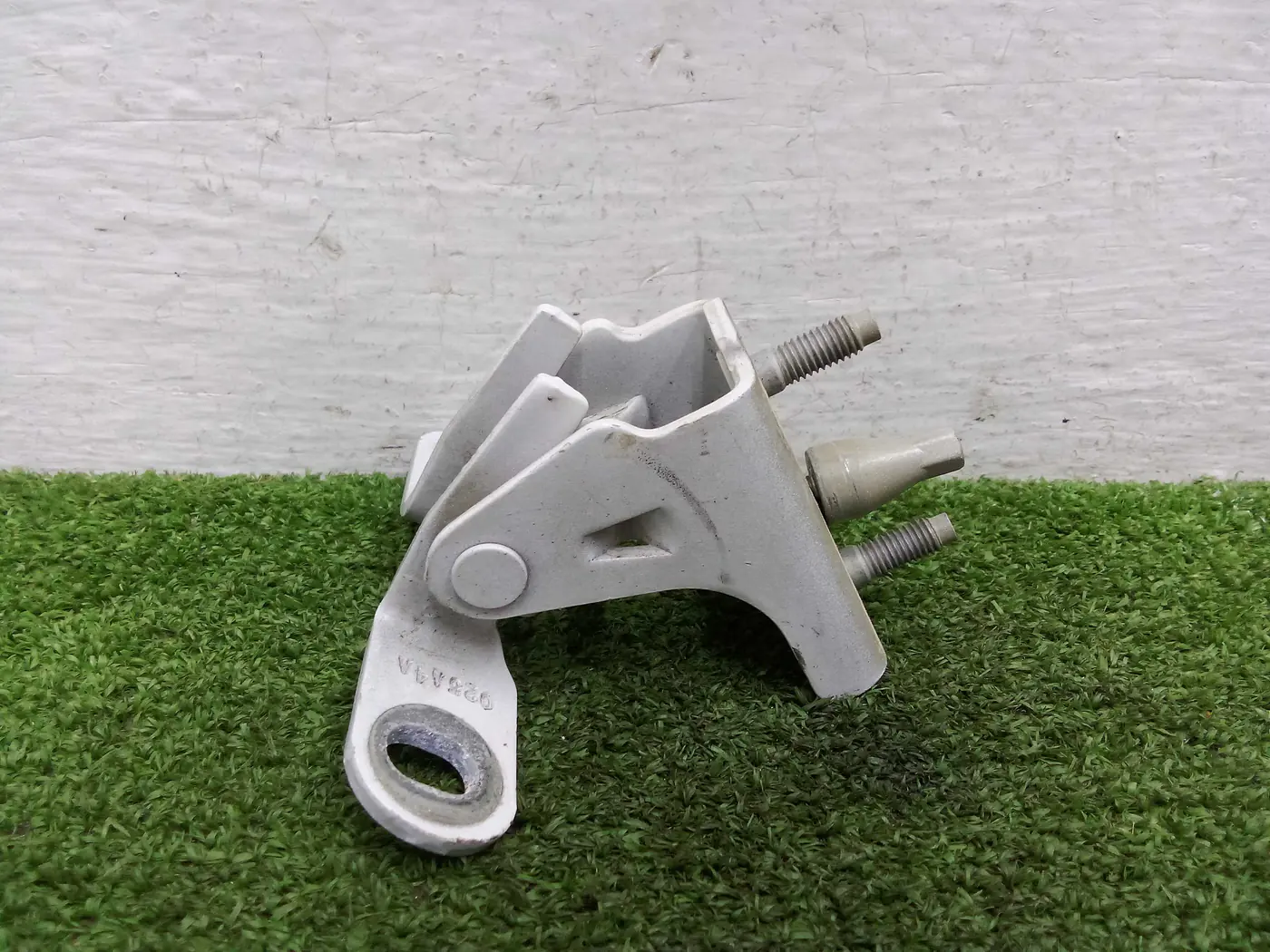 Петля двери к Ford F-150 2014