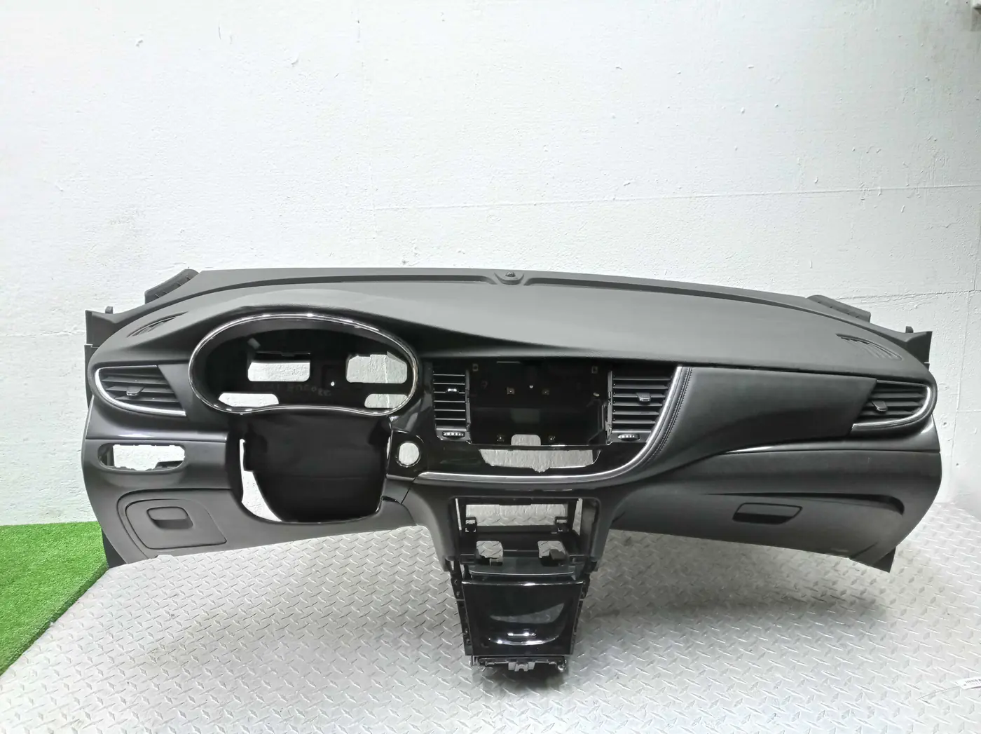 Панель передняя салона (торпедо) к Buick Encore 2021
