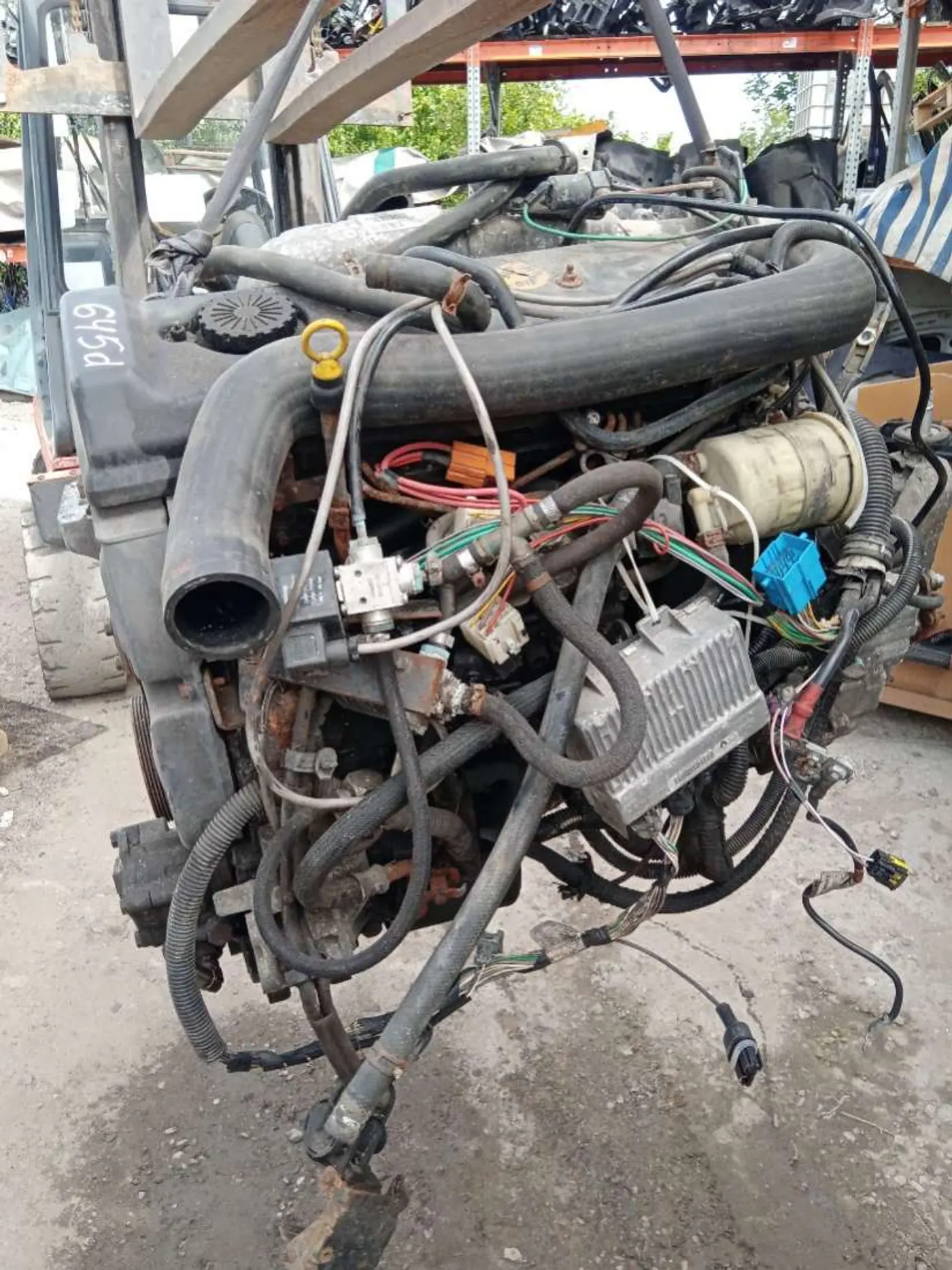 Двигатель к Renault Master 2000