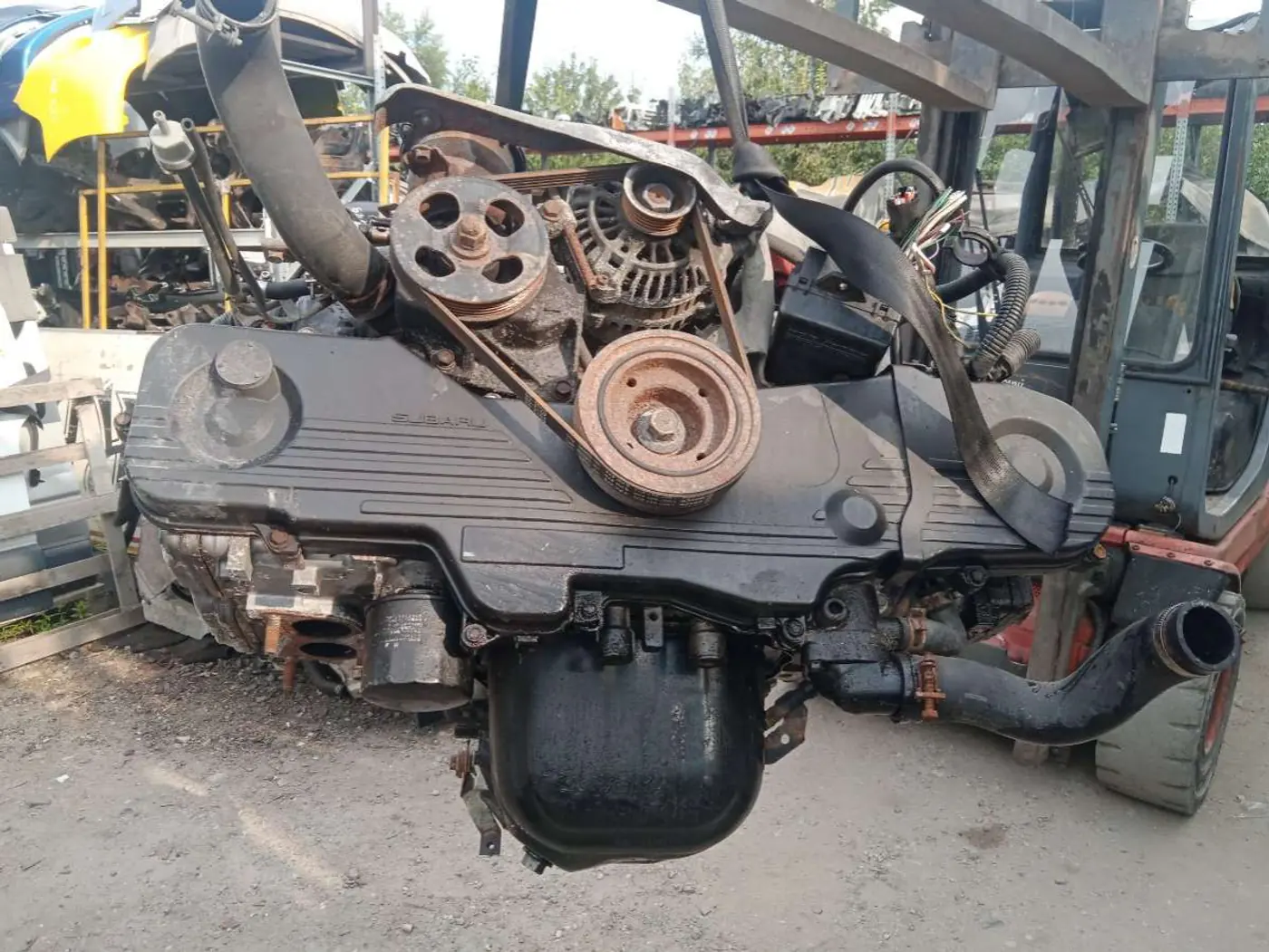 Двигатель к Subaru Forester 1997