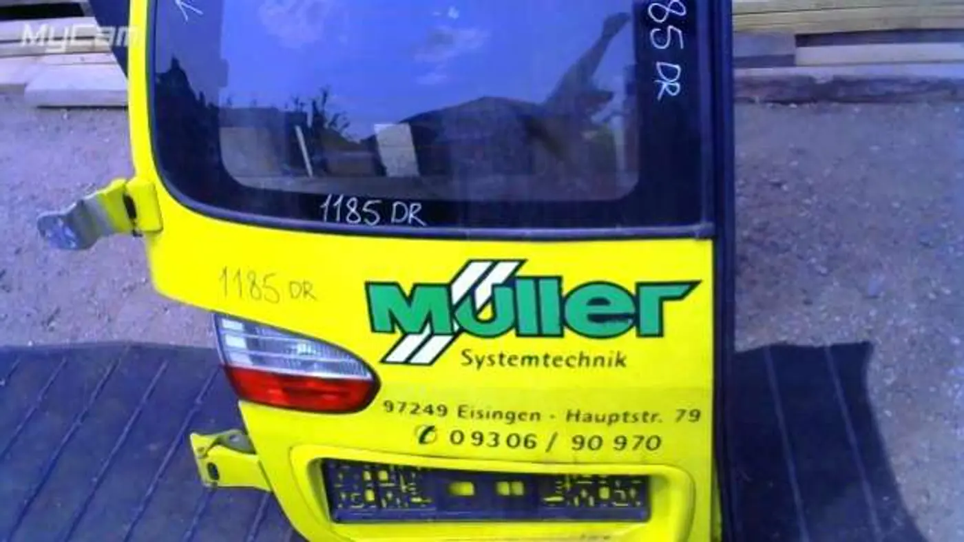Дверь распашная к Hyundai H-1 2004