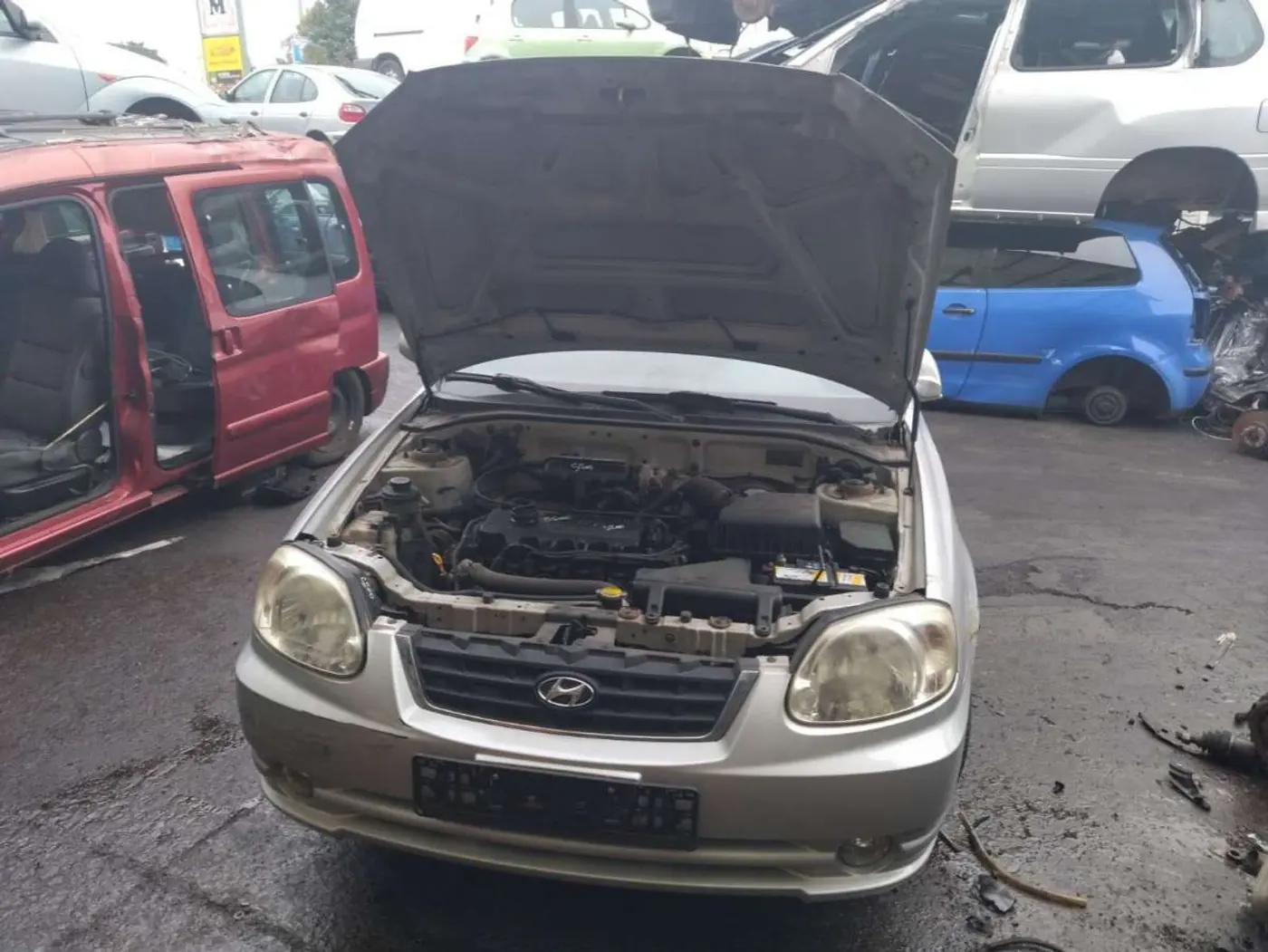 Двигатель к Mitsubishi Galant 1999