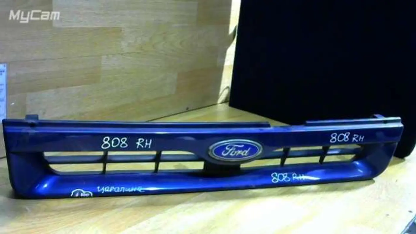 Решетка радиатора к Ford Maverick 1997