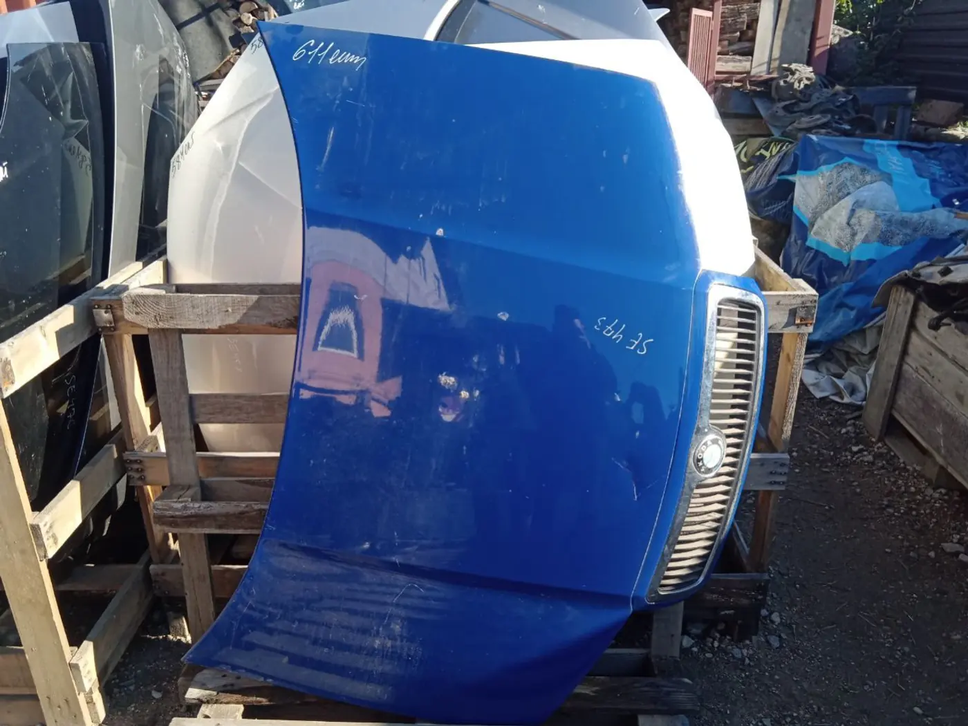 Капот к Skoda Fabia 2003