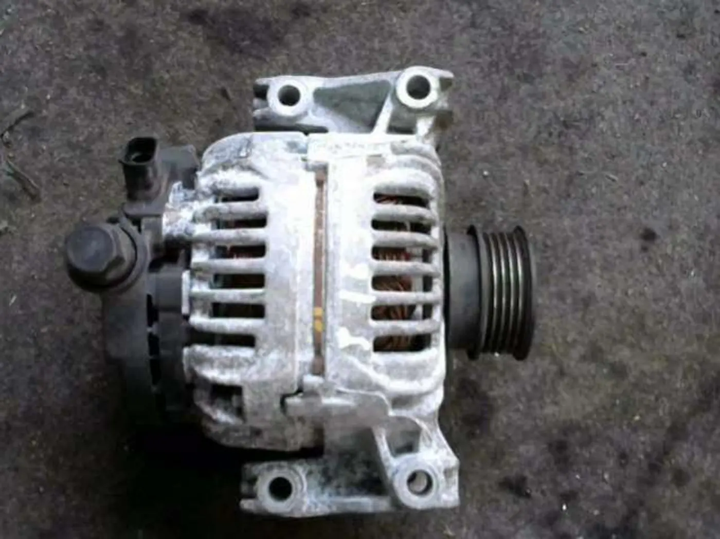 Генератор к Opel Signum 2004