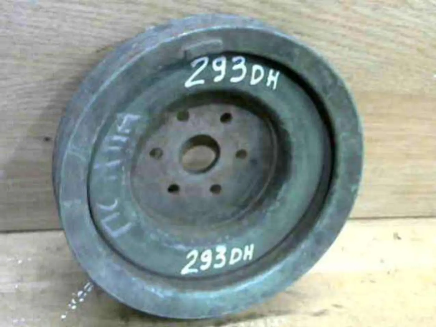 Шкив помпы к Mercedes-Benz  1999
