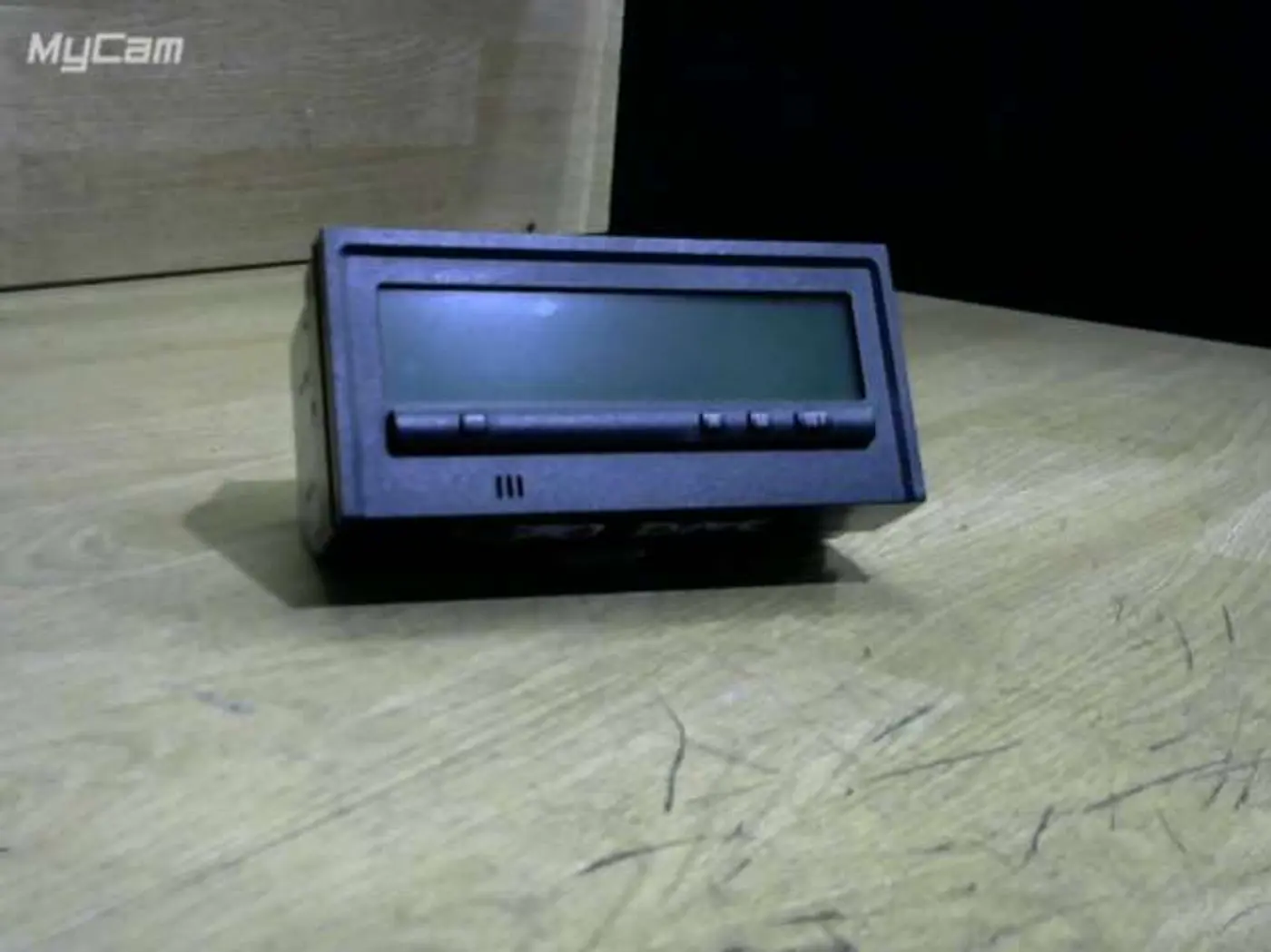 Дисплей к Mitsubishi Space Star 1998