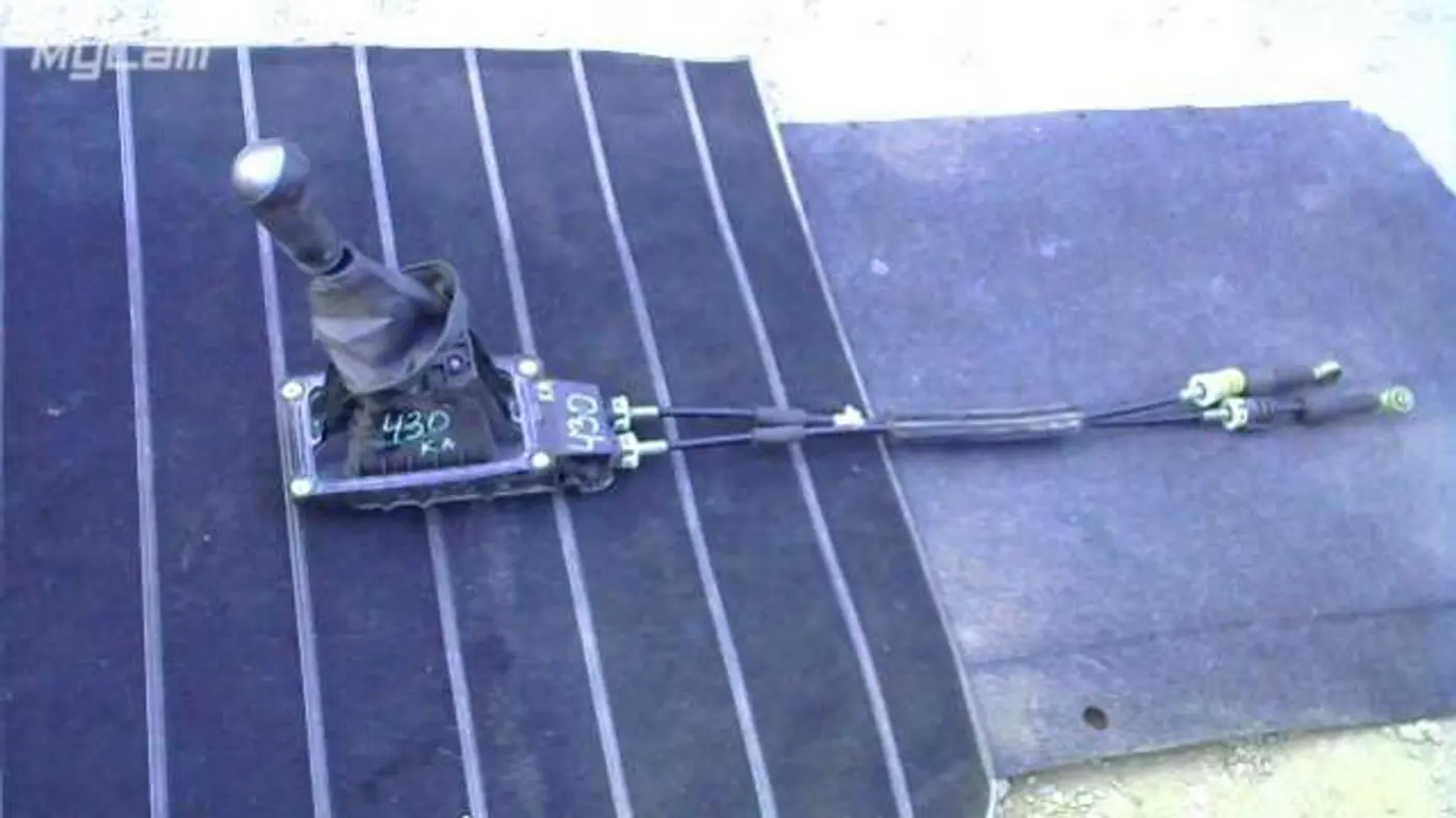 Кулиса к Nissan Note 2008