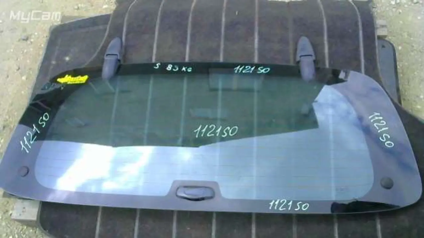 Стекло заднее к Hyundai Santa Fe 2004