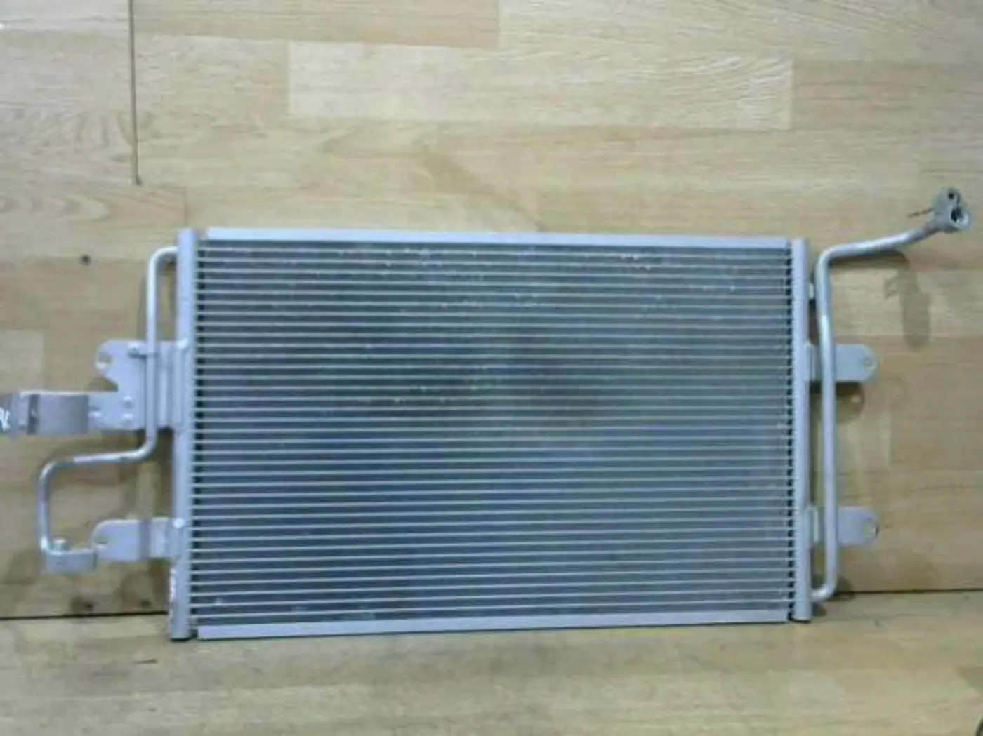 Радиатор кондиционера к Audi A3 1998