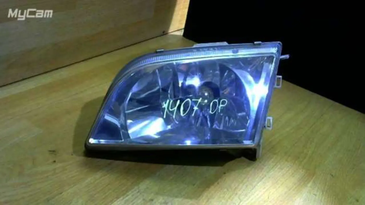 Фара левая к Mitsubishi Space Star 2002