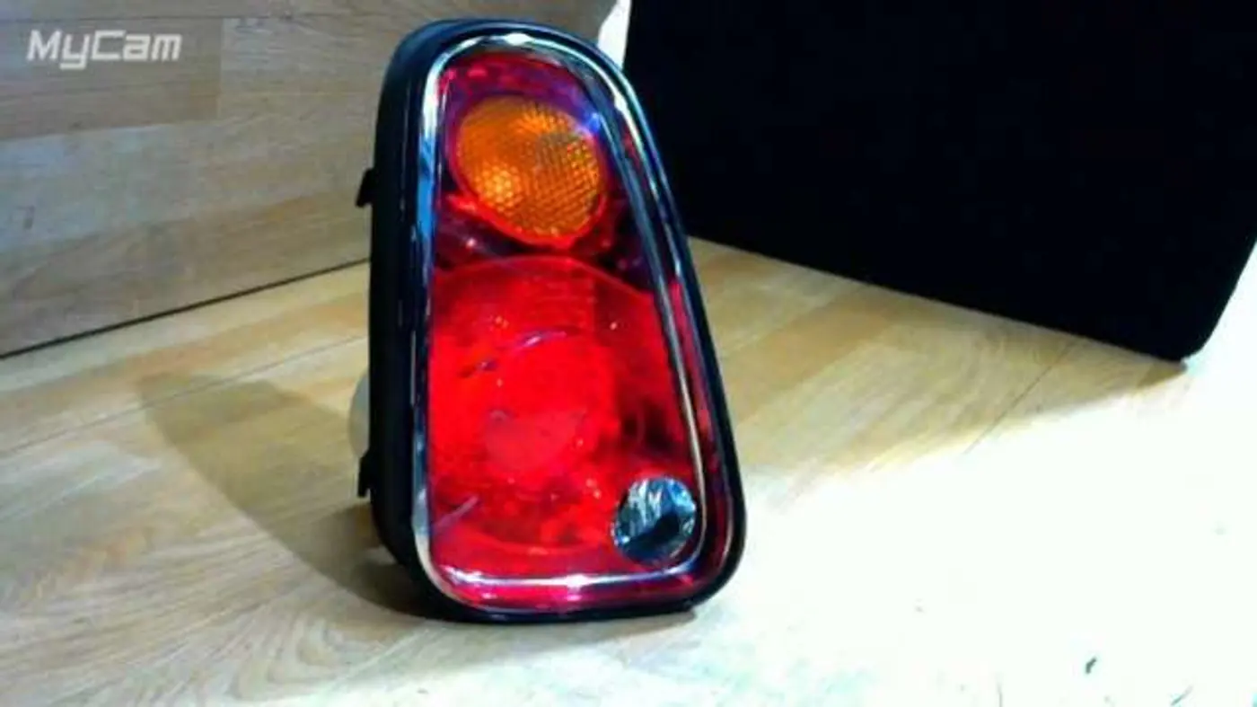 Фонарь задний левый к MINI Cooper 2000