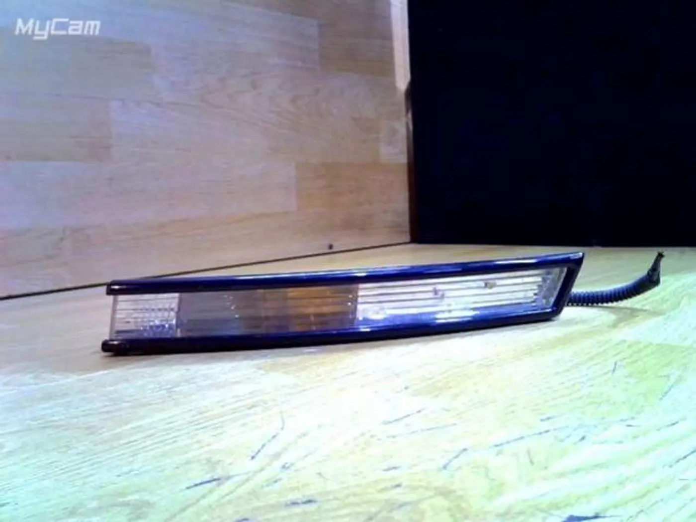 Поворотник левый к Volkswagen Passat 2007