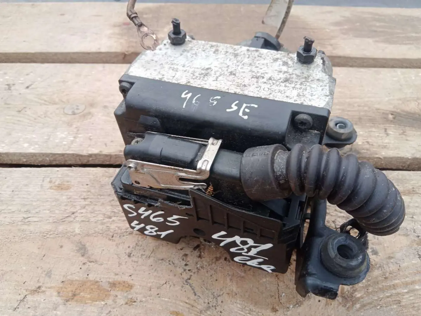 Блок управления ABS к Audi A4 2000