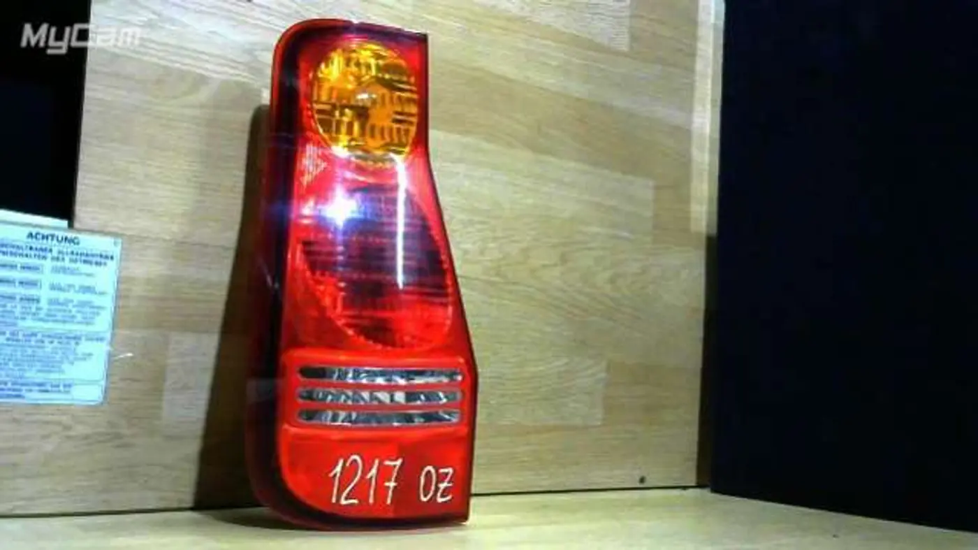 Фонарь задний левый к Hyundai Matrix 2003