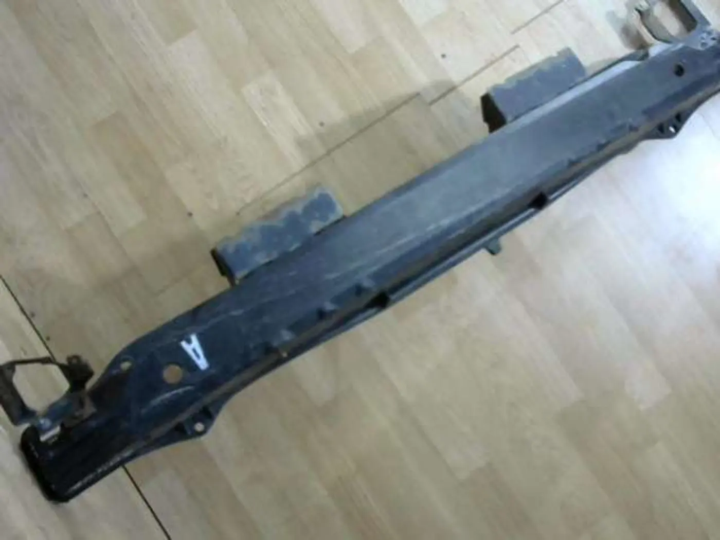Усилитель бампера к Subaru Forester 1999