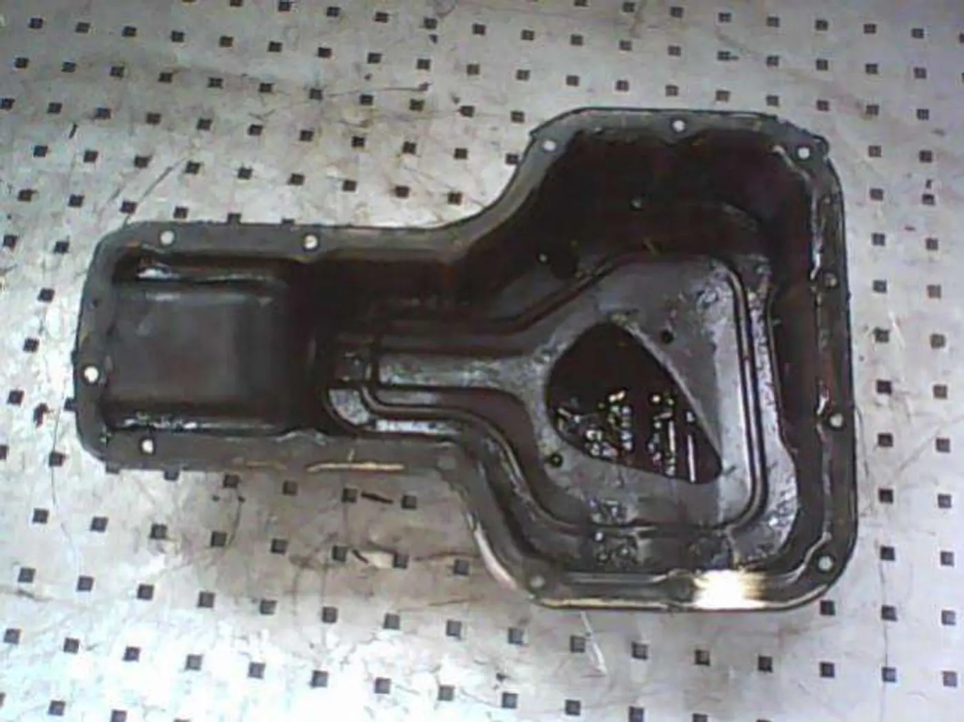 Поддон к Toyota Corolla 2005