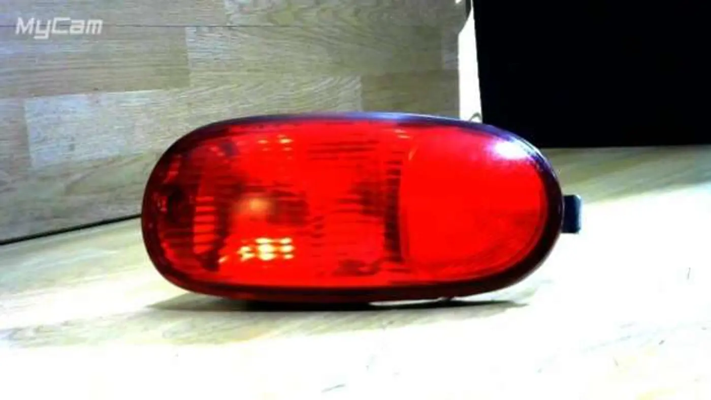 Фонарь противотуманный левый к Hyundai Santa Fe 2004