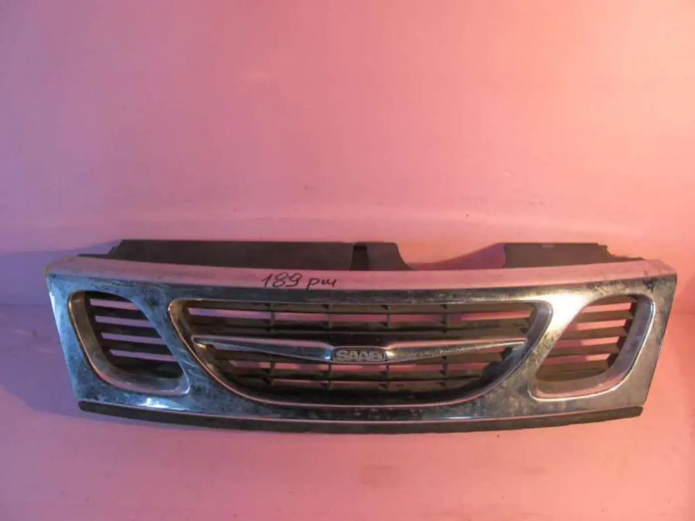 Решетка радиатора к Saab 9-3 2000