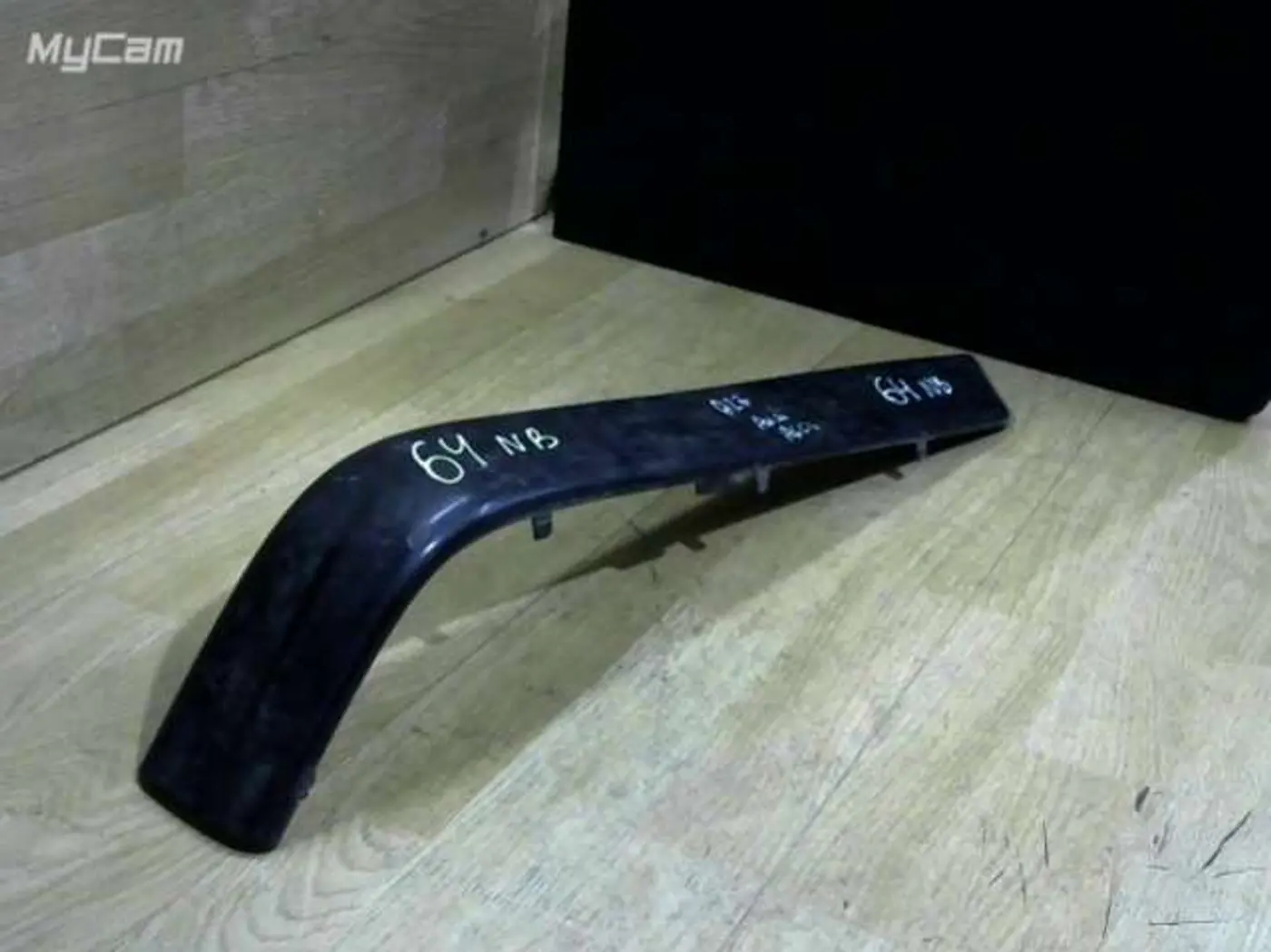 Накладка на бампер к Audi A6 1995
