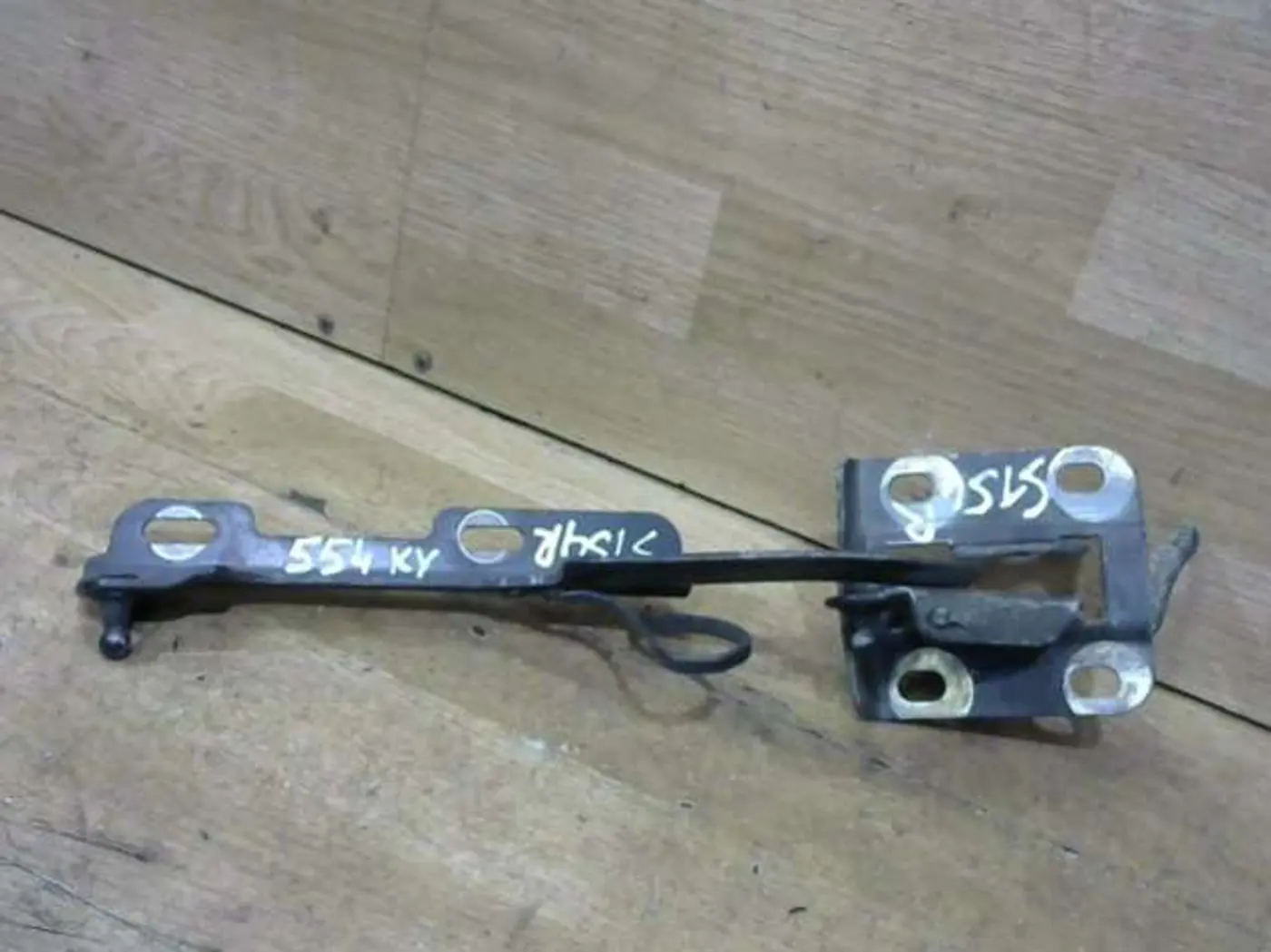 Петля капота правая к Ford Explorer 1999